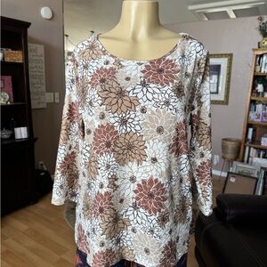 Emily Daniels brown, tan & white 3/4 sleeves blouse-size L